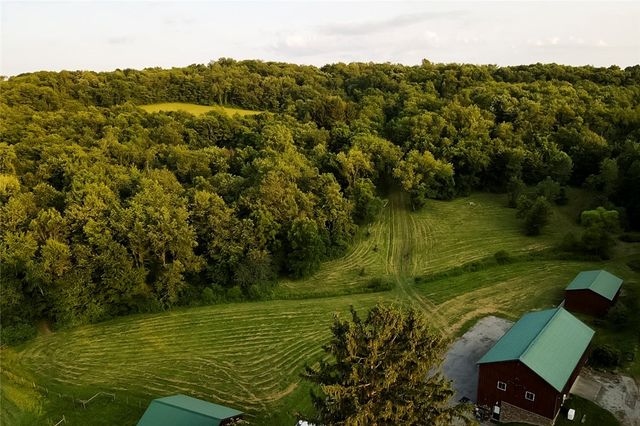 221 Mccaughtry Run Rd, Darlngtn Twp, PA 16115