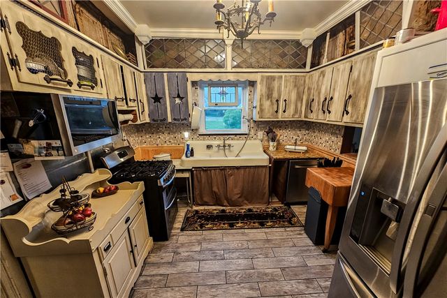 221 Mccaughtry Run Rd, Darlngtn Twp, PA 16115