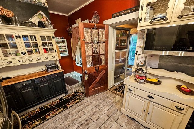 221 Mccaughtry Run Rd, Darlngtn Twp, PA 16115