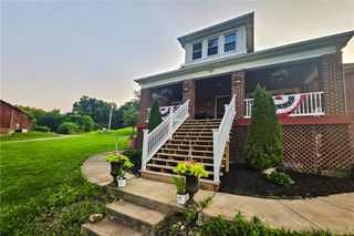 221 Mccaughtry Run Rd, Darlngtn Twp, PA 16115