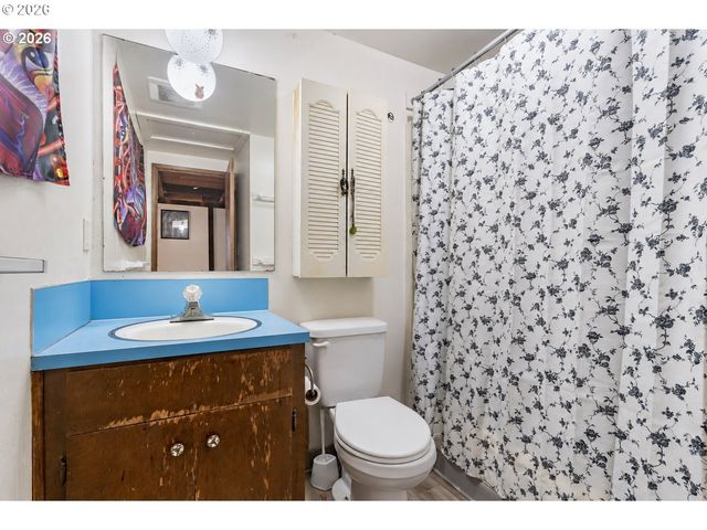220 Se 28TH Ave, Hillsboro, OR 97123