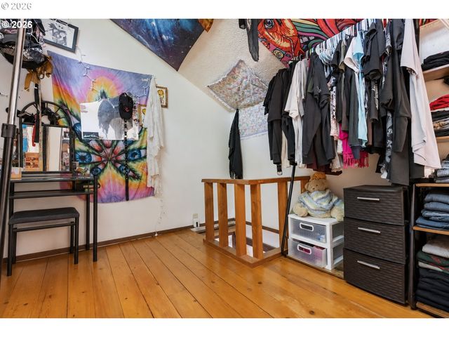 220 Se 28TH Ave, Hillsboro, OR 97123