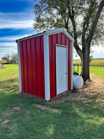 25090 County Street 2580, Fort Cobb, OK 73038