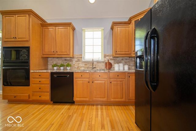 10909 Innisbrooke Lane, Fishers, IN 46037