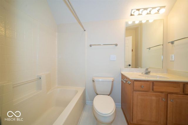 10909 Innisbrooke Lane, Fishers, IN 46037