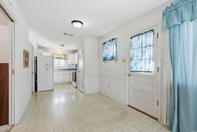 555 FACTORY Street, Conway, AR 72032