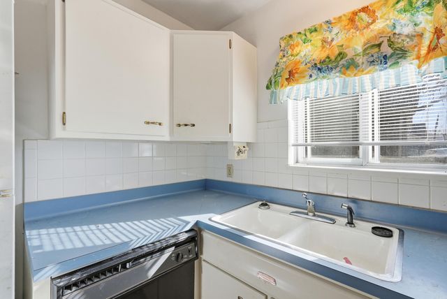 555 FACTORY Street, Conway, AR 72032