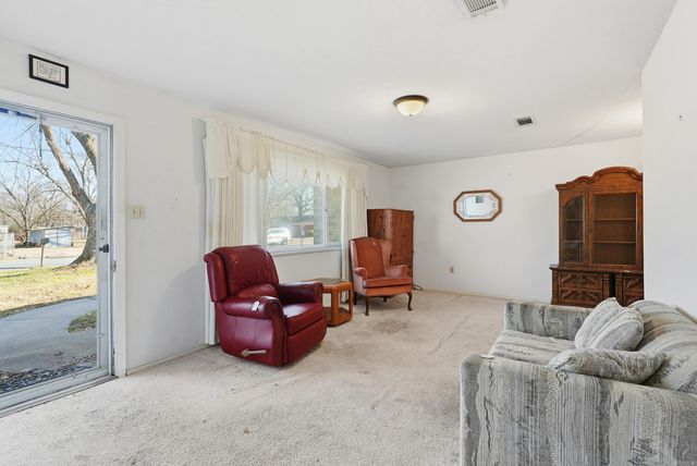 555 FACTORY Street, Conway, AR 72032