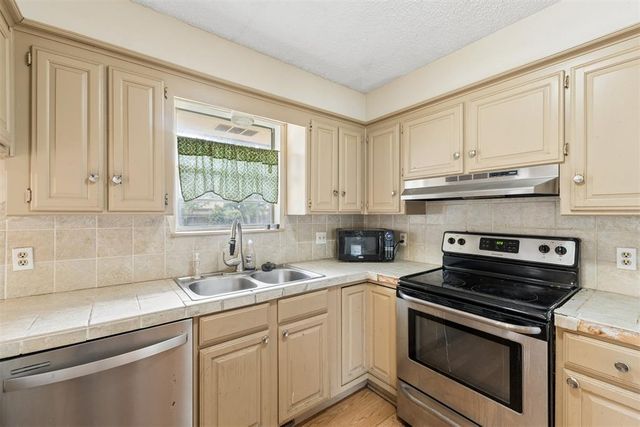 5525 Keith Drive, Oklahoma City, OK 73135
