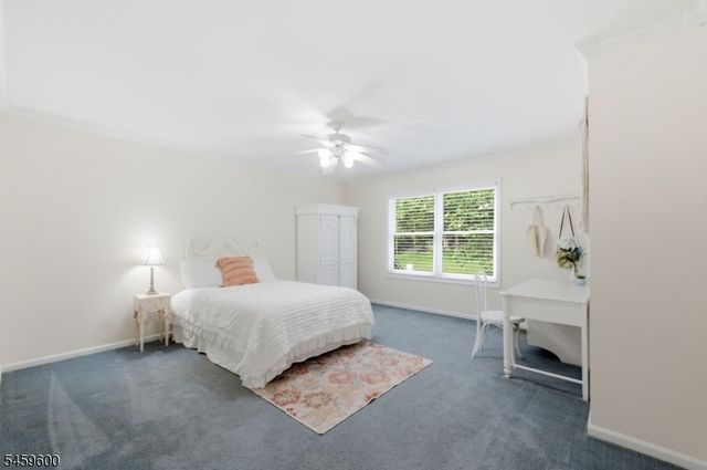 6 Fawn Ridge Rd, Clinton Twp., NJ 08833