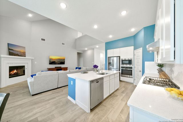 1524 LEEDS PARK, Bulverde, TX 78163