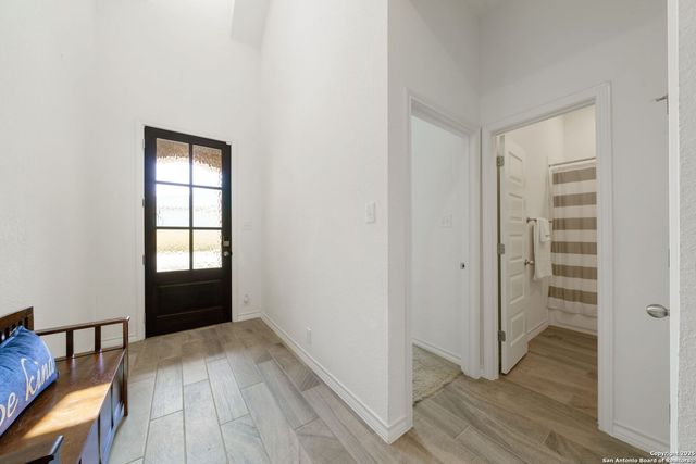 1524 LEEDS PARK, Bulverde, TX 78163