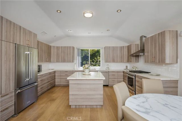 3851 Karen Lynn Drive, Glendale, CA 91206