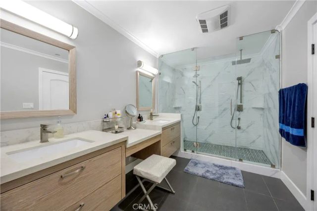 3851 Karen Lynn Drive, Glendale, CA 91206