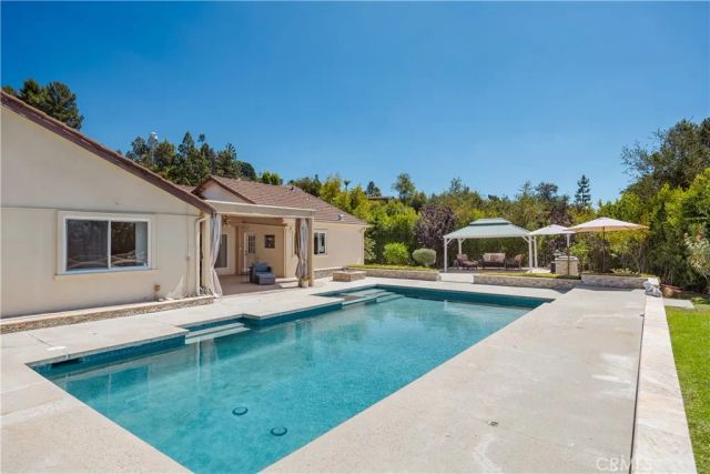 3851 Karen Lynn Drive, Glendale, CA 91206