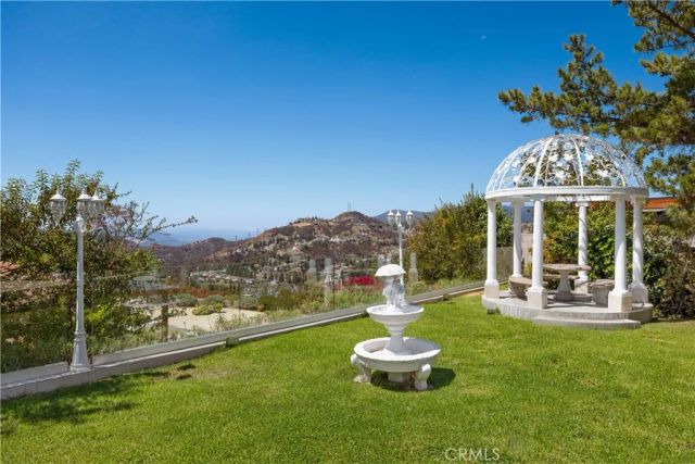 3851 Karen Lynn Drive, Glendale, CA 91206