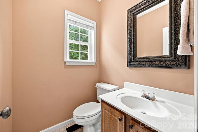 7073 Ridgeway Road, Stanley, NC 28164