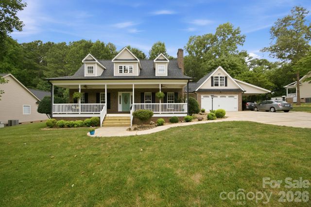 7073 Ridgeway Road, Stanley, NC 28164