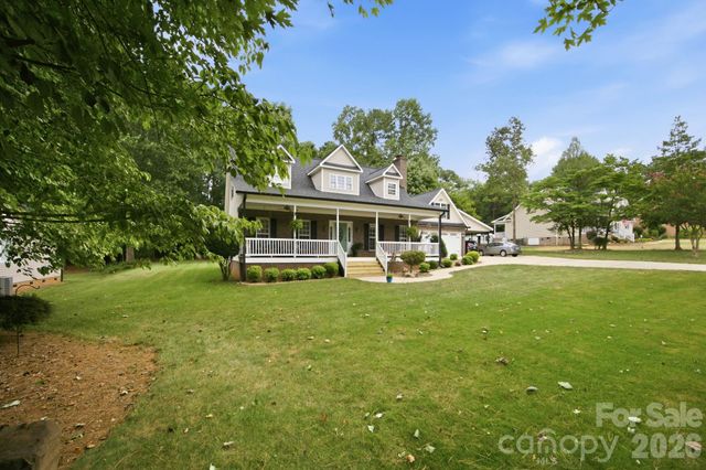 7073 Ridgeway Road, Stanley, NC 28164