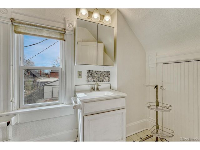 53 N Washington St, Denver, CO 80203