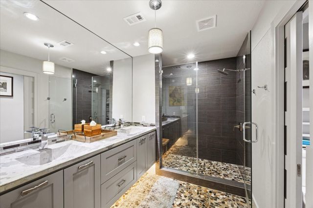 1900 Lakeside Drive, Seabrook, TX 77586