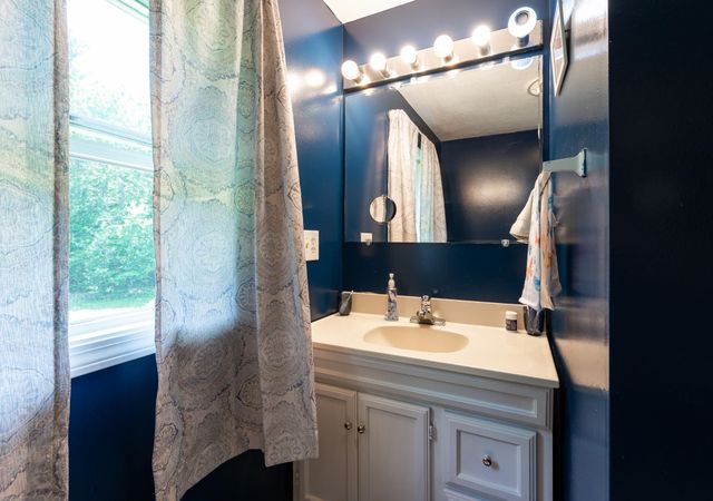 988 Greenville Road, Greenville, NH 03048