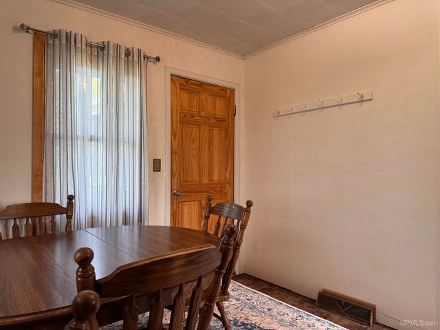 312 E Sellar Street, Bessemer, MI 49911