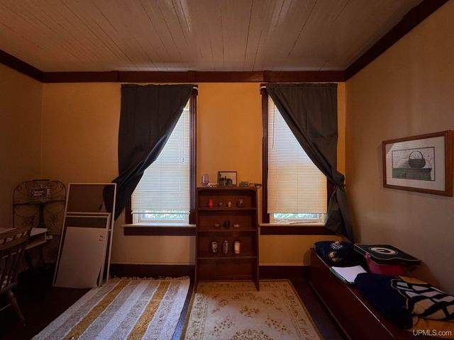 312 E Sellar Street, Bessemer, MI 49911