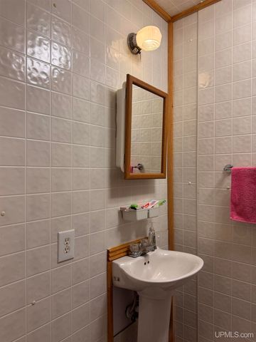 312 E Sellar Street, Bessemer, MI 49911