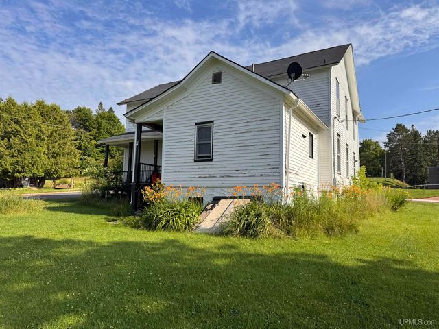 312 E Sellar Street, Bessemer, MI 49911