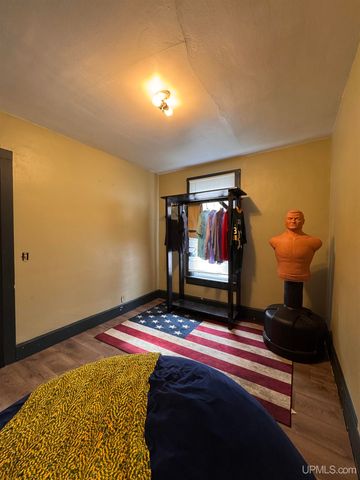 312 E Sellar Street, Bessemer, MI 49911