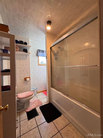 312 E Sellar Street, Bessemer, MI 49911