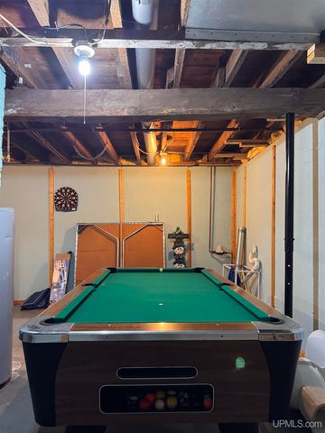 312 E Sellar Street, Bessemer, MI 49911