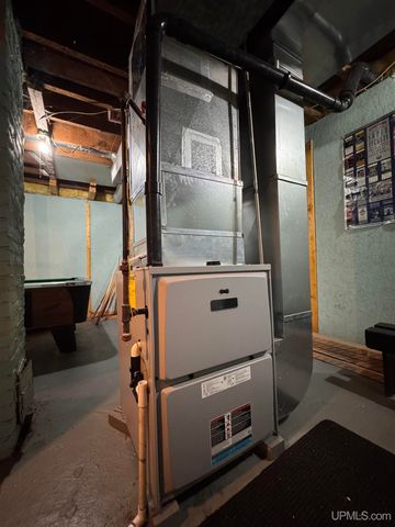 312 E Sellar Street, Bessemer, MI 49911