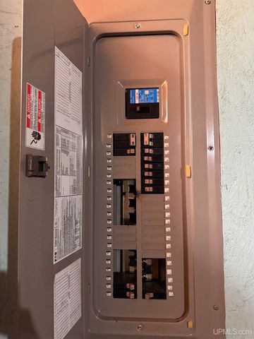 312 E Sellar Street, Bessemer, MI 49911