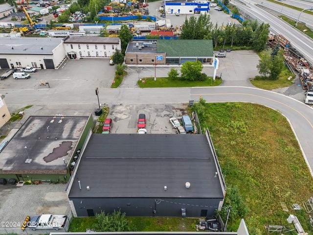 1326 E 74th Avenue, Anchorage, AK 99518