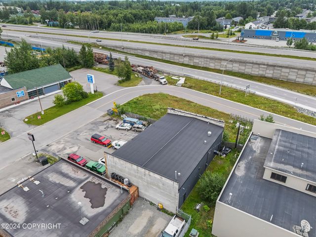 1326 E 74th Avenue, Anchorage, AK 99518