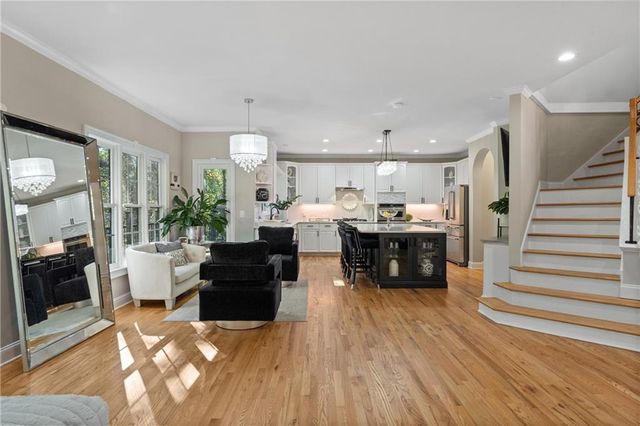 820 Glen Royal Drive, Roswell, GA 30076