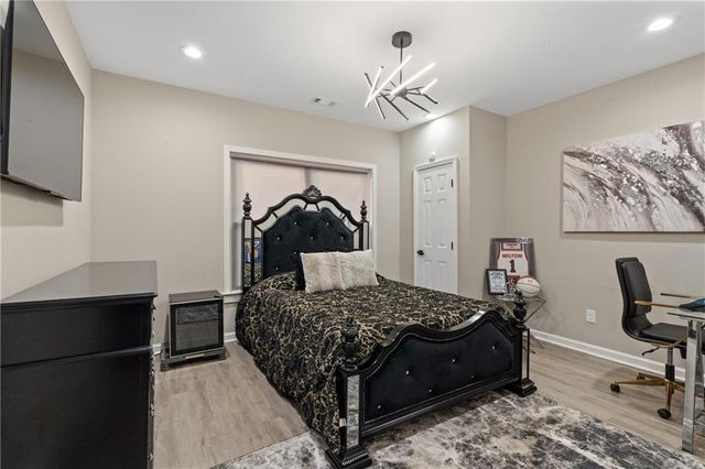 820 Glen Royal Drive, Roswell, GA 30076