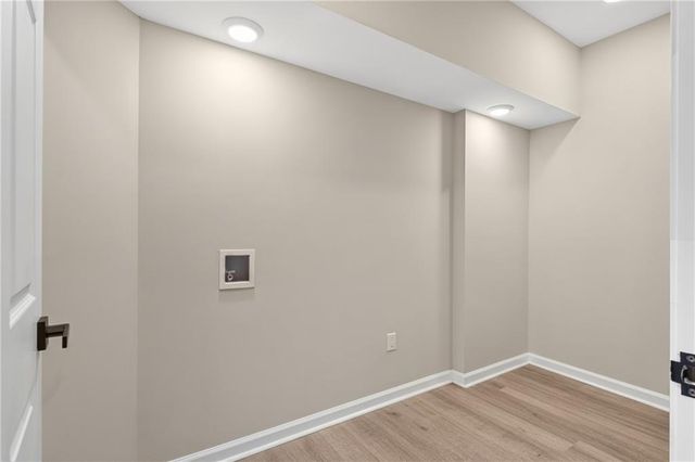 820 Glen Royal Drive, Roswell, GA 30076