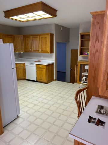 113 2nd Street SW, Wadena, MN 56482