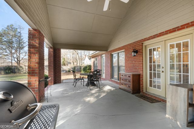 1018 Hunters Pointe Drive, Statesboro, GA 30461