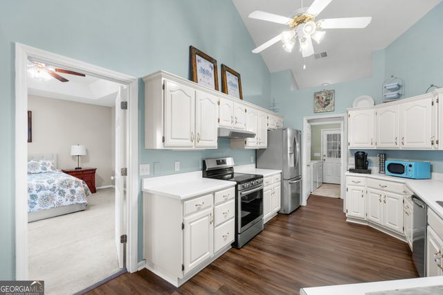 1018 Hunters Pointe Drive, Statesboro, GA 30461