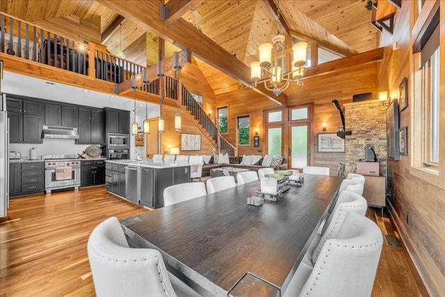 858 Harbor Green Pl, Sparta, TN 38583