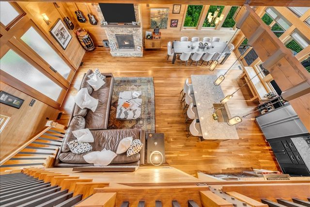 858 Harbor Green Pl, Sparta, TN 38583