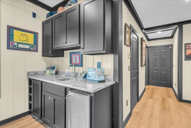 858 Harbor Green Pl, Sparta, TN 38583