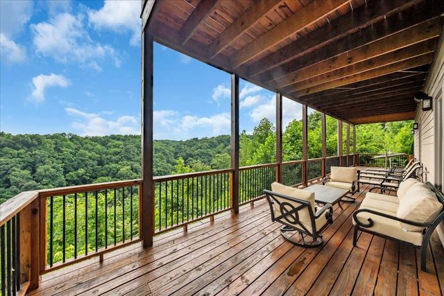 858 Harbor Green Pl, Sparta, TN 38583