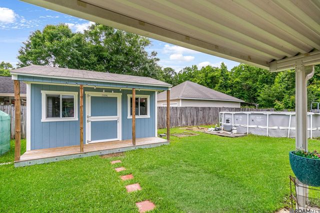 10791 Ray Dr, Denham Springs, LA 70706