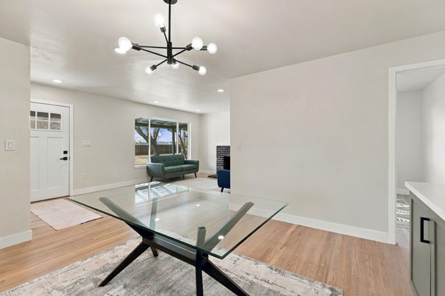 6431 Romack Cir, Sacramento, CA 95822