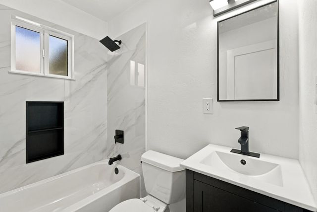 6431 Romack Cir, Sacramento, CA 95822
